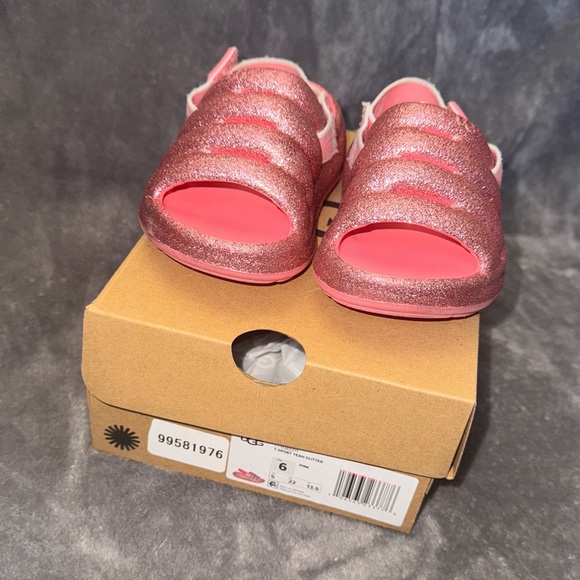 UGG Sport Yeah "Pink Glitter" Slide toddler size 6 - Picture 2 of 9